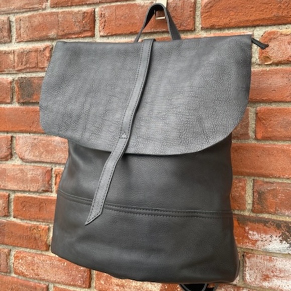 Leather convertible backpack